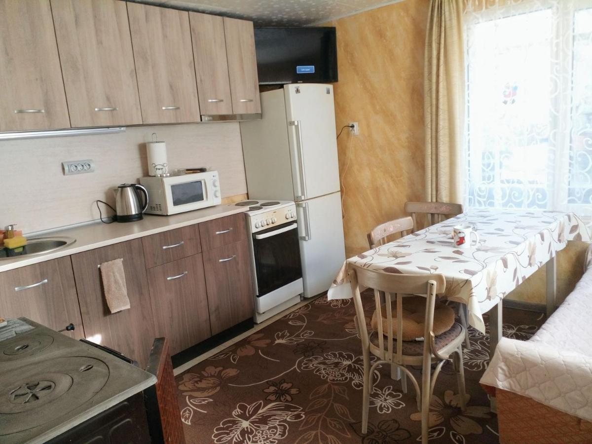 Guest House Emiliya Ovchartsi  Екстер'єр фото