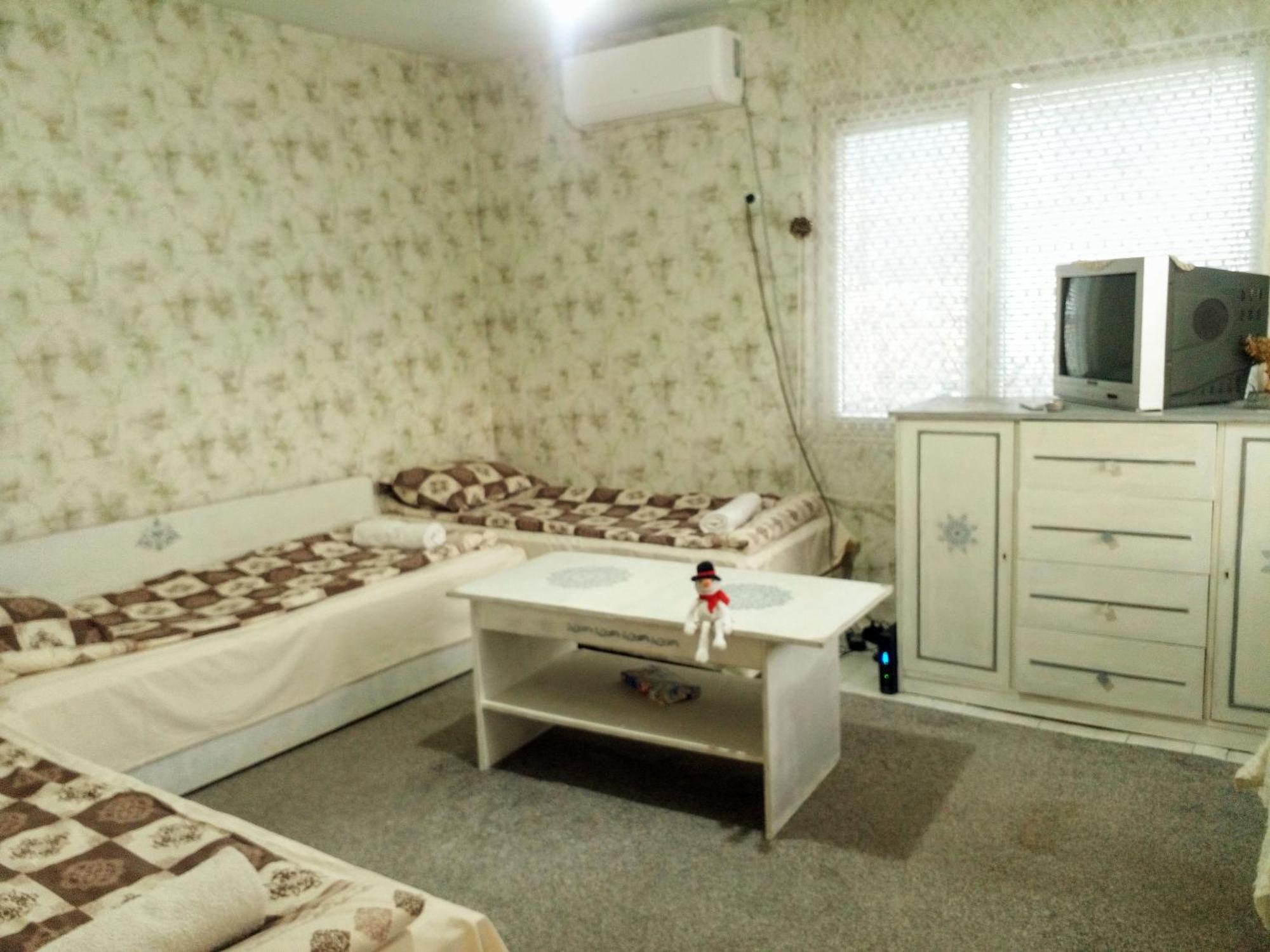 Guest House Emiliya Ovchartsi  Екстер'єр фото